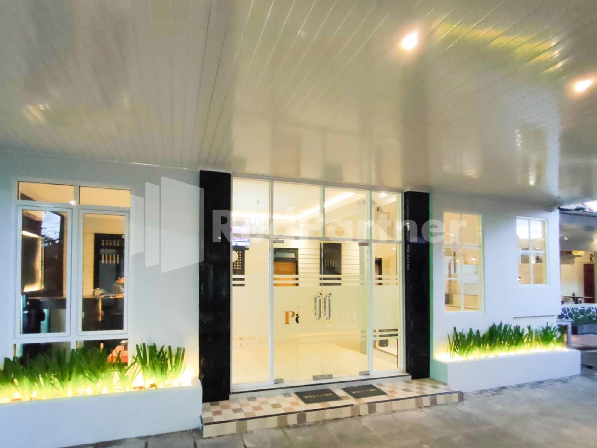 สปอต ออน 2815 โฮเต็ล ดาไม Hotel ชีลาชัป ภายนอก รูปภาพ