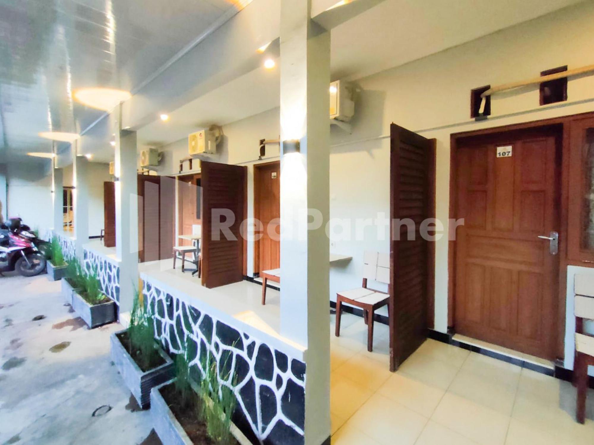สปอต ออน 2815 โฮเต็ล ดาไม Hotel ชีลาชัป ภายนอก รูปภาพ